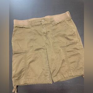 George Size 14 Women's Khaki Cargo Shorts- Olive Green